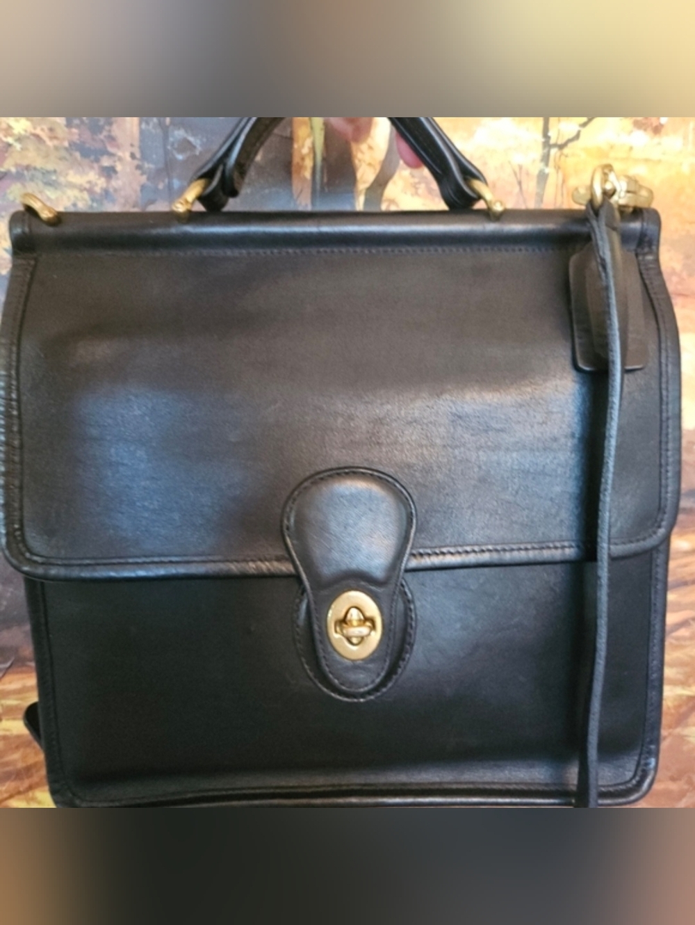 Coach Vintage Willis Black Leather Bag - Picture 14 of 14